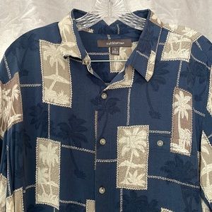 Croft & Barrow - men’s button-down Hawaiian shirt - size L